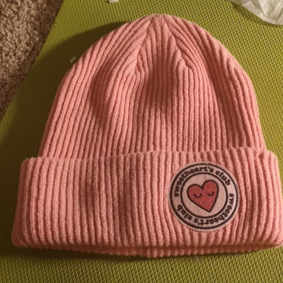 hat - Picture 3 of 4